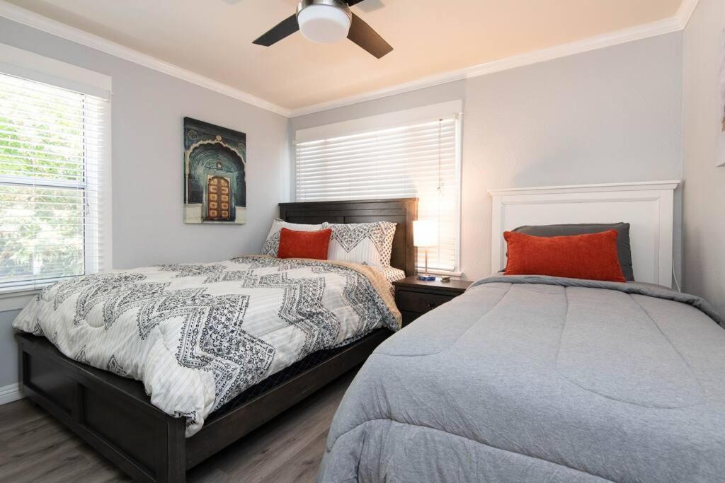 Lovely 2bedroom With Free Parking On Premise Apartment