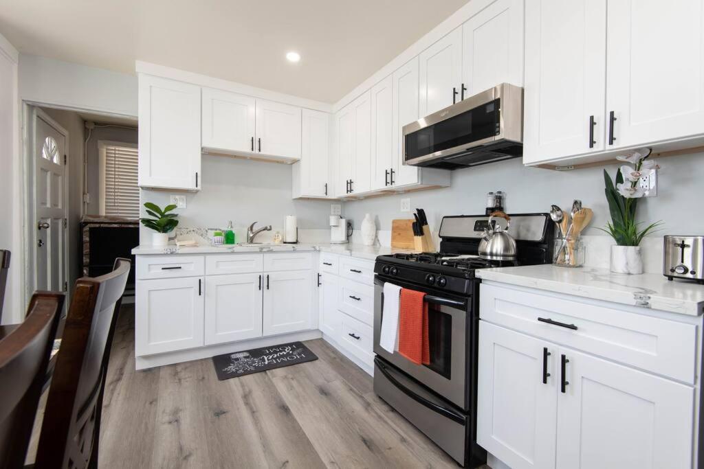 Appartement Lovely 2bedroom With Free Parking On Premise Los Angeles