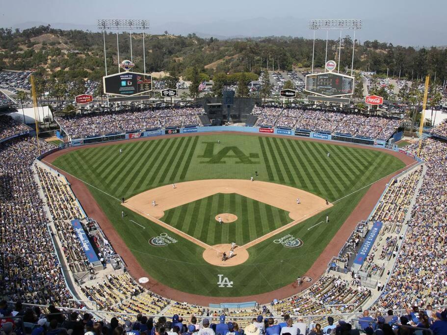 Lovely 2bedroom With Free Parking On Premise Appartement Los Angeles