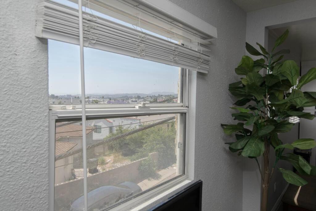 Appartement Lovely 2bedroom With Free Parking On Premise *